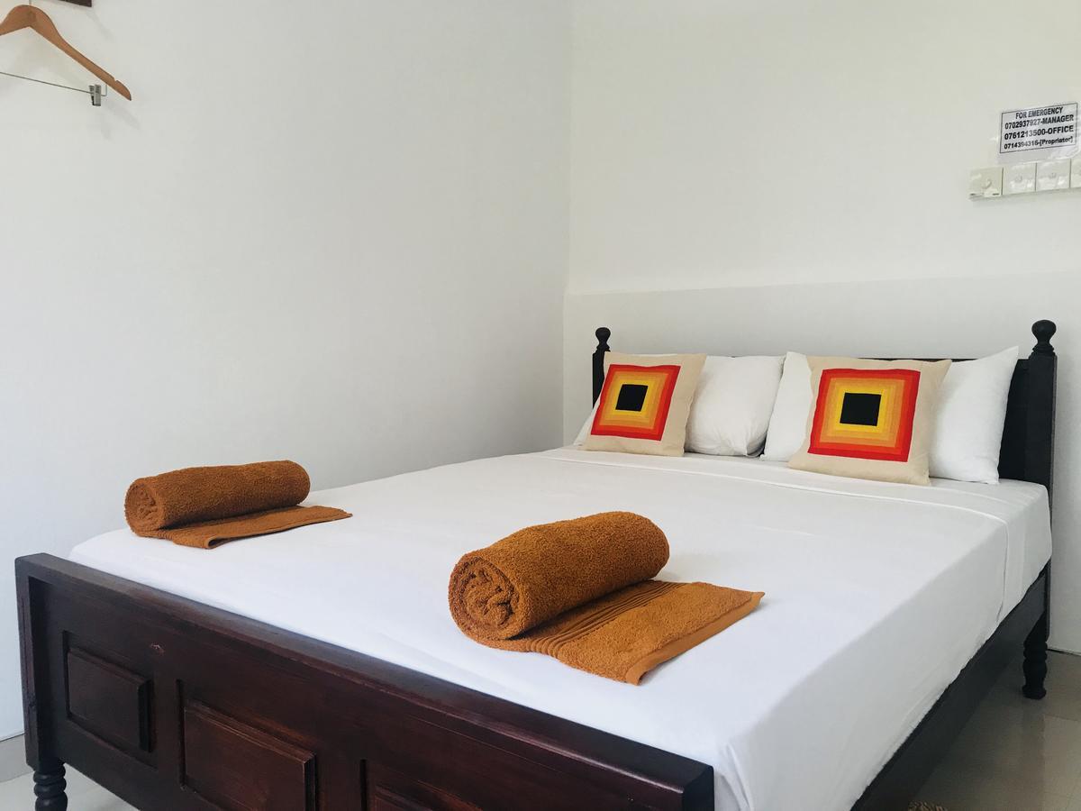 Lake City Resort Anuradhapura Luaran gambar
