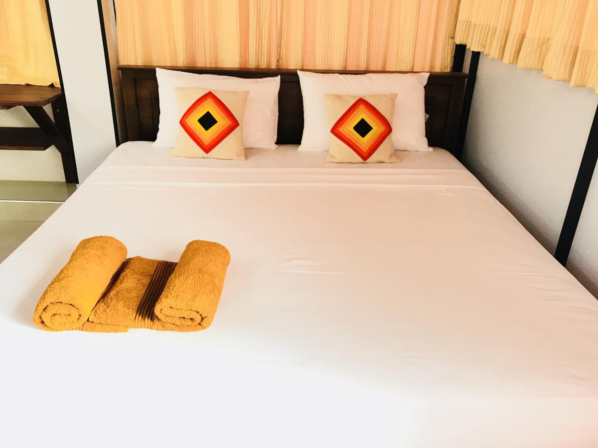 Lake City Resort Anuradhapura Luaran gambar