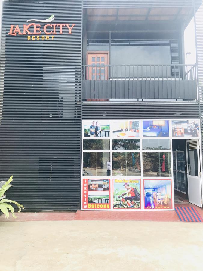 Lake City Resort Anuradhapura Luaran gambar